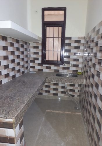 Affordable room for rent in Deoli South Delhi kitchen