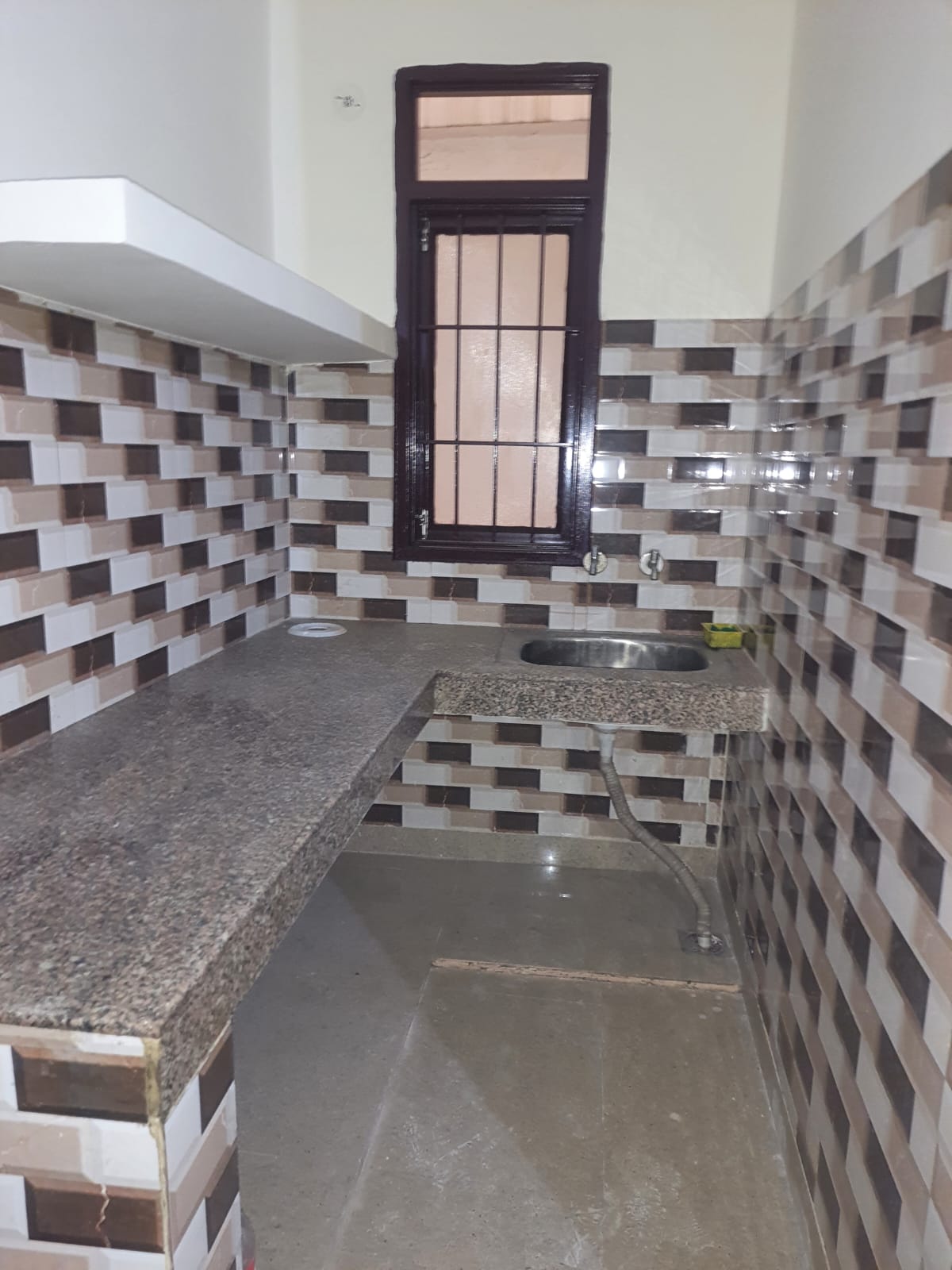 Affordable room for rent in Deoli South Delhi kitchen